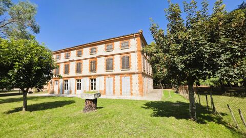   Maison de caract�re Maison - 15 + pi�ce(s) - 214 m�