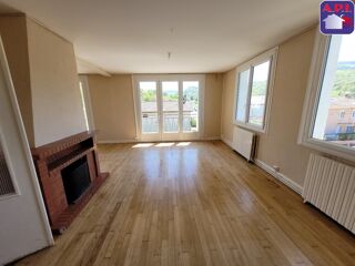  Appartement à louer 3 pièces 90 m²
