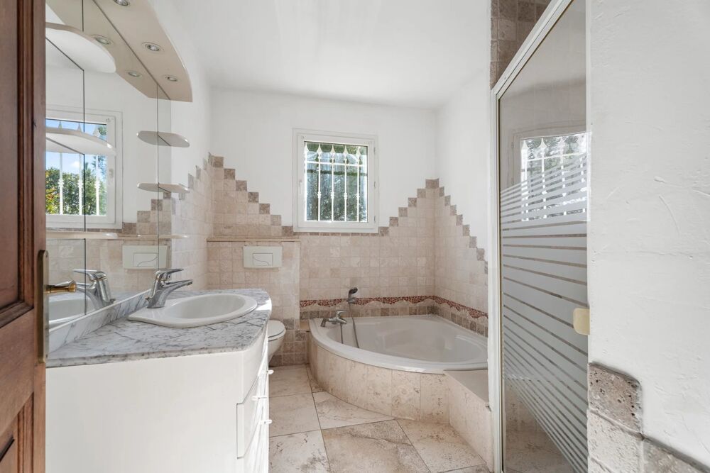  vendre  Maison Grasse (06130)