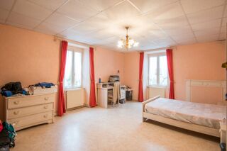  Maison � vendre 11 pi�ces 275 m�