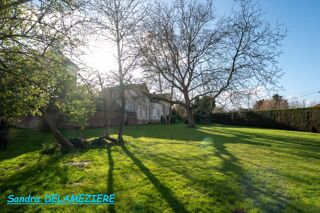  Villa à vendre 8 pièces 236 m²