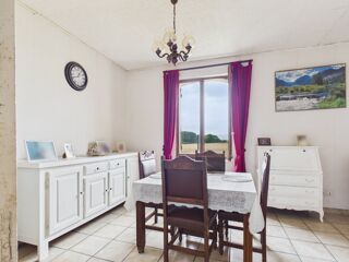Maison 6 pièces 154 m² · à Clastres · 154 m² · 115 000 €
