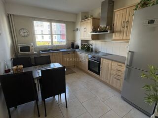  Appartement � vendre 4 pi�ces 81 m�