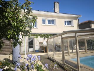  Maison à vendre 8 pièces 174 m²