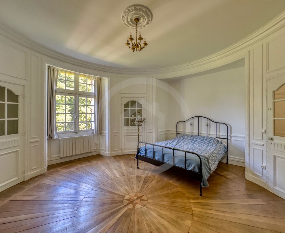  vendre  Proprit/chteau Roye (80700)