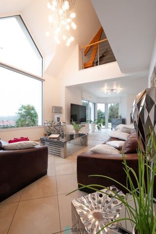  Villa � vendre 7 pi�ces 213 m�