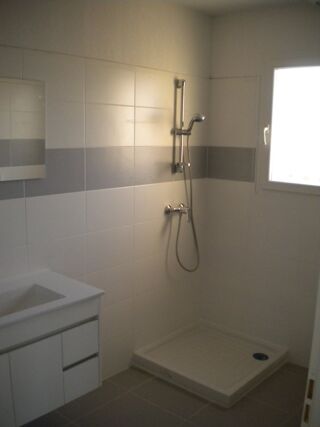  Appartement à louer 3 pièces 67 m²