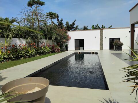  Maison � louer 5 pi�ces 180 m� Saly