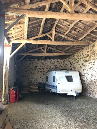  Maison  vendre 6 pices 314 m