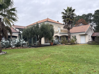  Villa � vendre 7 pi�ces 280 m�