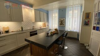  Villa � vendre 12 pi�ces 392 m�