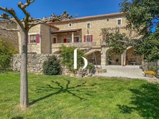  Maison  vendre 8 pices 265 m