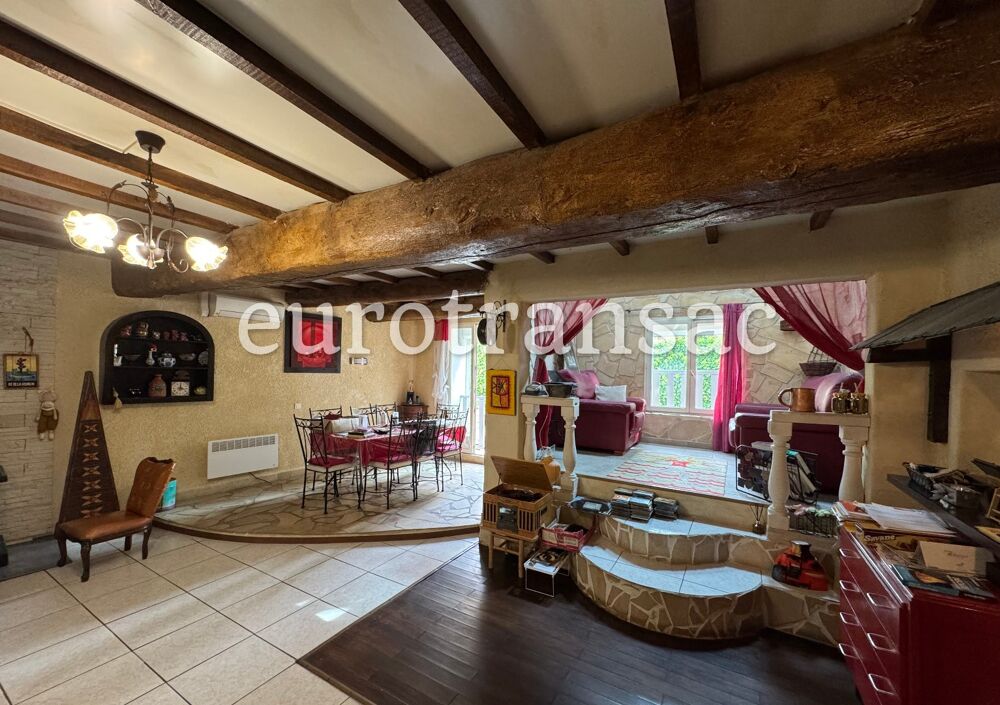 Maison 6 pièces 199 m² · à Servian · 199 m² · 255 000 €