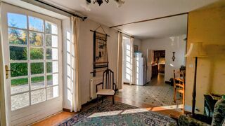  Villa � vendre 13 pi�ces 269 m�