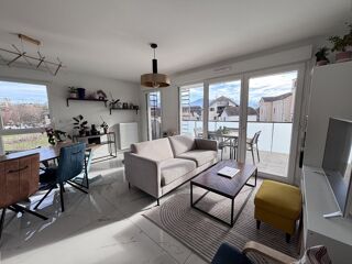  Appartement  vendre 4 pices 88 m