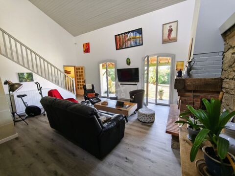   Maison de caract�re Maison - 10 pi�ce(s) - 206 m�