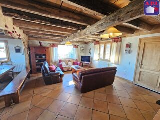  Villa à vendre 8 pièces 214 m²