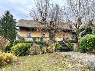  Maison  vendre 15 + pices 333 m