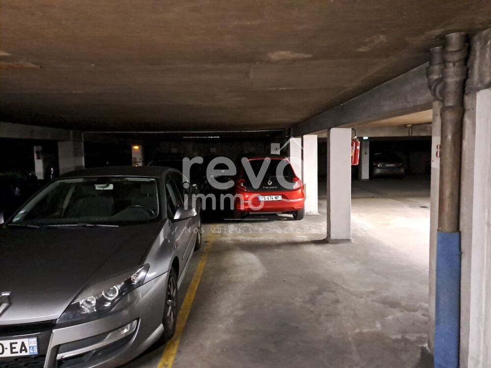 Location Parking/Garage Parking intérieur Angers
