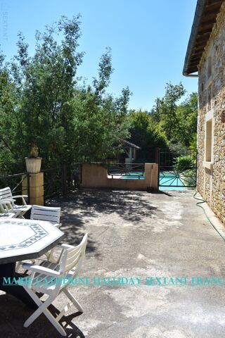  Villa � vendre 7 pi�ces 280 m� Rouffignac saint cernin de re