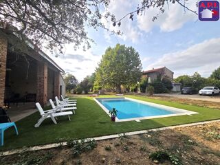  Villa à vendre 12 pièces 373 m²