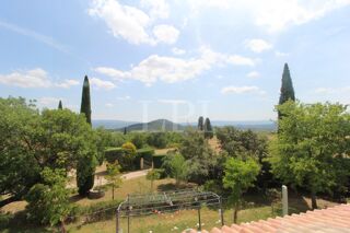  Maison � vendre 6 pi�ces 217 m�