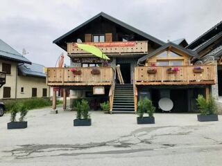 Investissement à vendre 7 pièces 371 m²