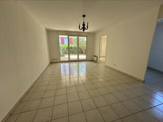  Appartement à louer 3 pièces 60 m²