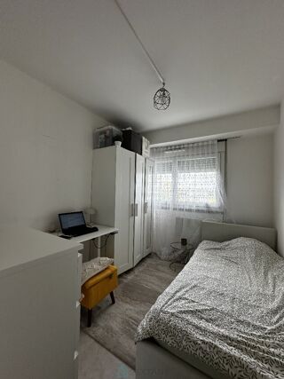  Appartement � vendre 4 pi�ces 81 m�