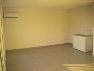  Appartement à louer 3 pièces 67 m²