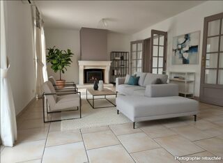  Maison  vendre 8 pices 180 m