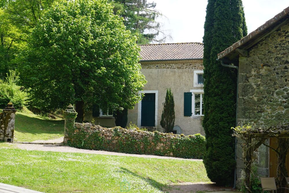  vendre  Villa Savignac-de-Nontron (24300)