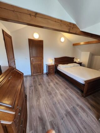  Maison � louer 8 pi�ces 400 m� Saint julien en genevois