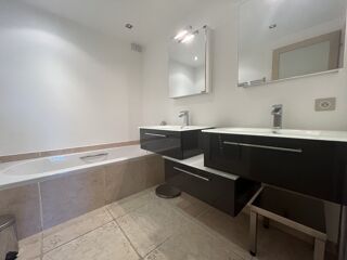  Appartement � vendre 3 pi�ces 80 m�