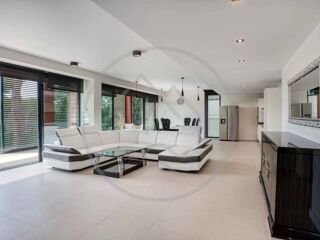  Villa � vendre 6 pi�ces 196 m� Platja aro