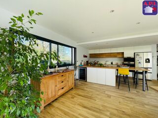  Villa � vendre 4 pi�ces 180 m�