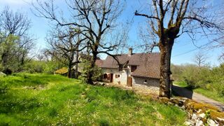  Maison  vendre 15 + pices 326 m