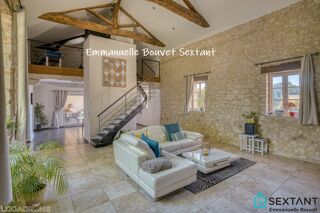  Villa � vendre 15 + pi�ces 545 m�