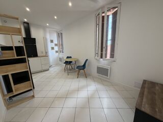  Appartement à louer 2 pièces 30 m²