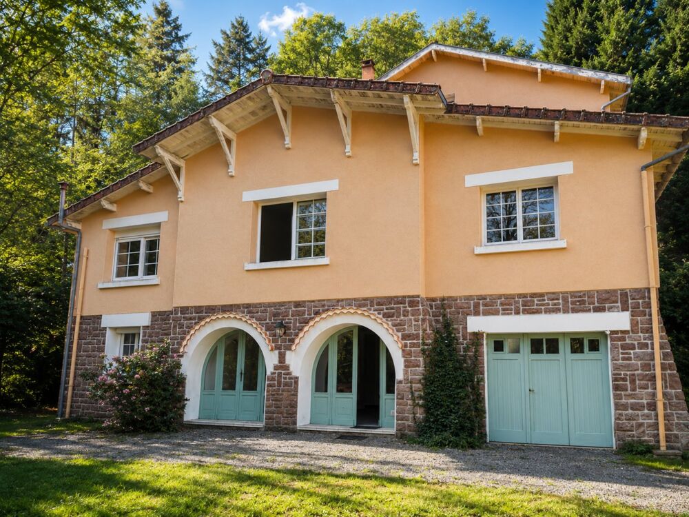 Maison 7 pièces 207 m² · à Bosmie l'Aiguille · 207 m² · 199 000 €