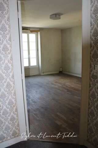  Maison à vendre 15 + pièces 330 m²