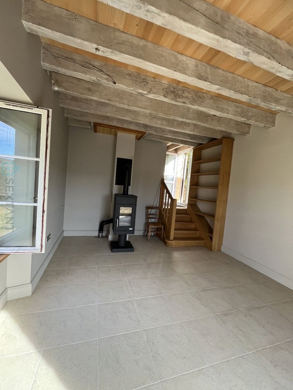 à vendre  Maison Saint-Léon-sur-Vézère (24290)