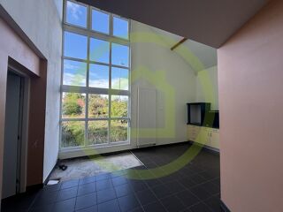  Immeuble à vendre 11 pièces 244 m²