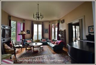  Villa à vendre 14 pièces 680 m²