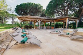  Maison � vendre 15 + pi�ces 438 m�