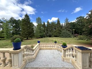  Maison à vendre 8 pièces 320 m²