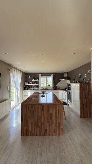  Maison � vendre 6 pi�ces 163 m�