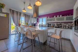  Villa à vendre 5 pièces 155 m²