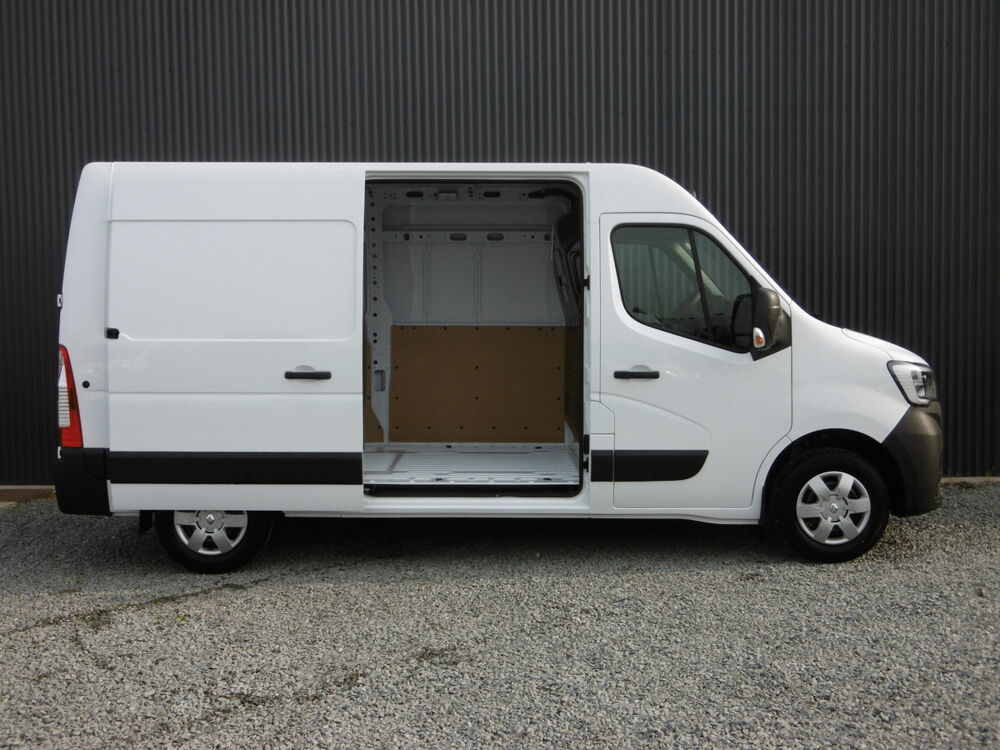 Master L2H2 GRAND CONFORT 135 BLUE DCI occasion 73730 Cevins