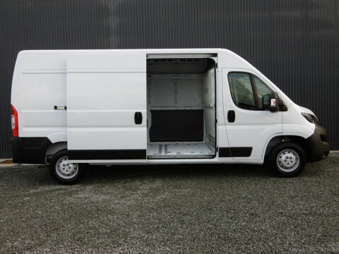 Boxer FOURGON BASE 140 HDI 2022 occasion 73730 Cevins